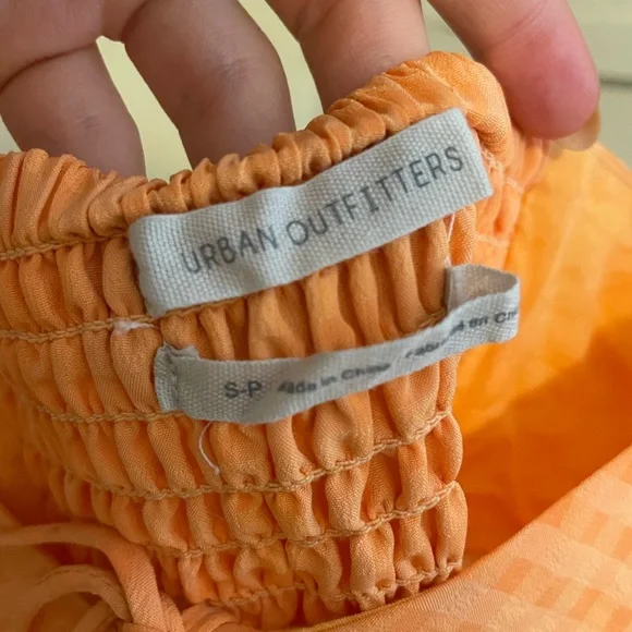 UO Flowy Blouse. Size S. - Picture 3 of 4